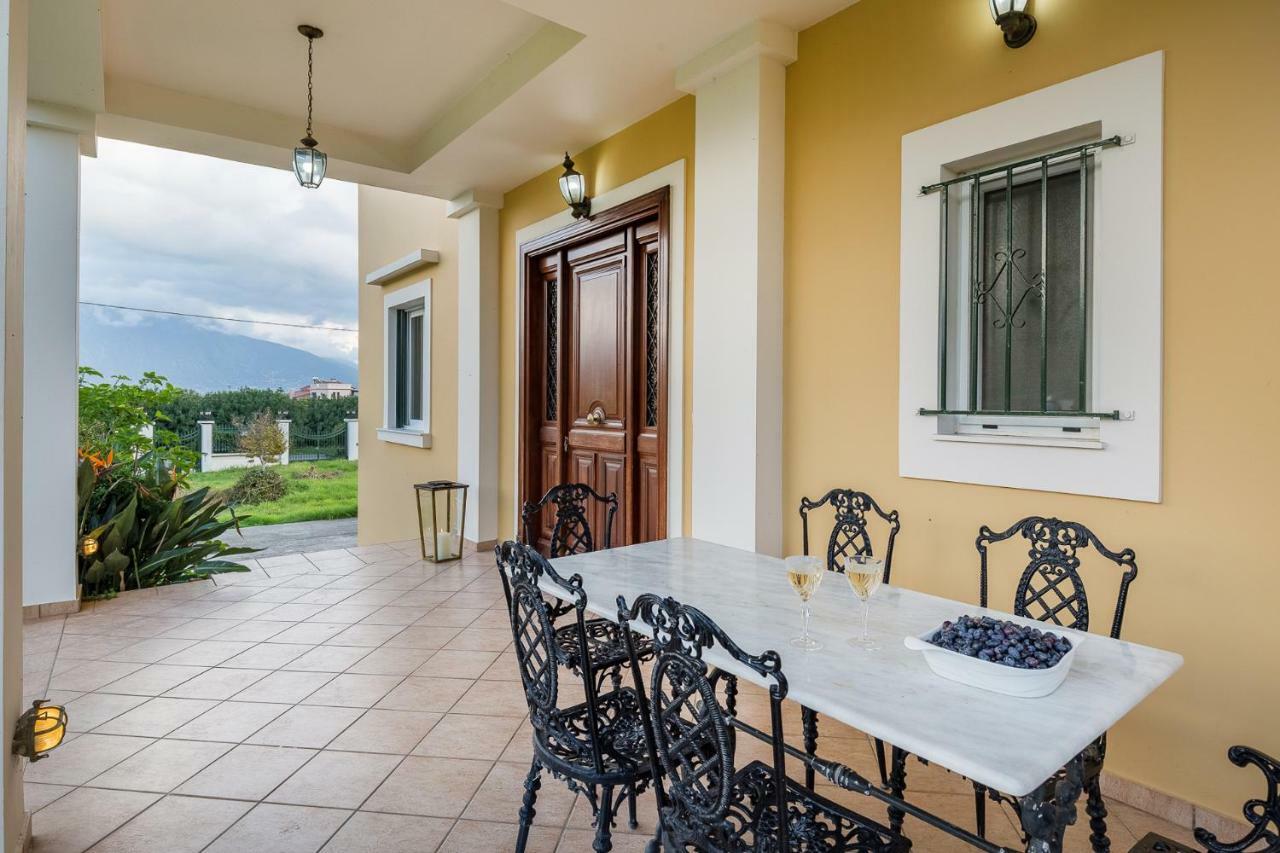 Olive Tree Villa Каламата Екстериор снимка